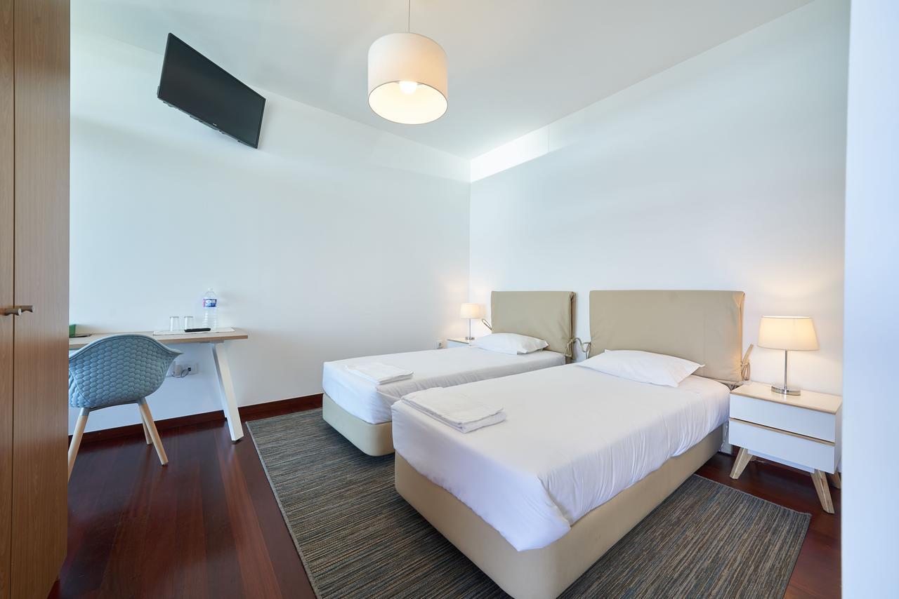 Marina Rooms Calheta  Esterno foto